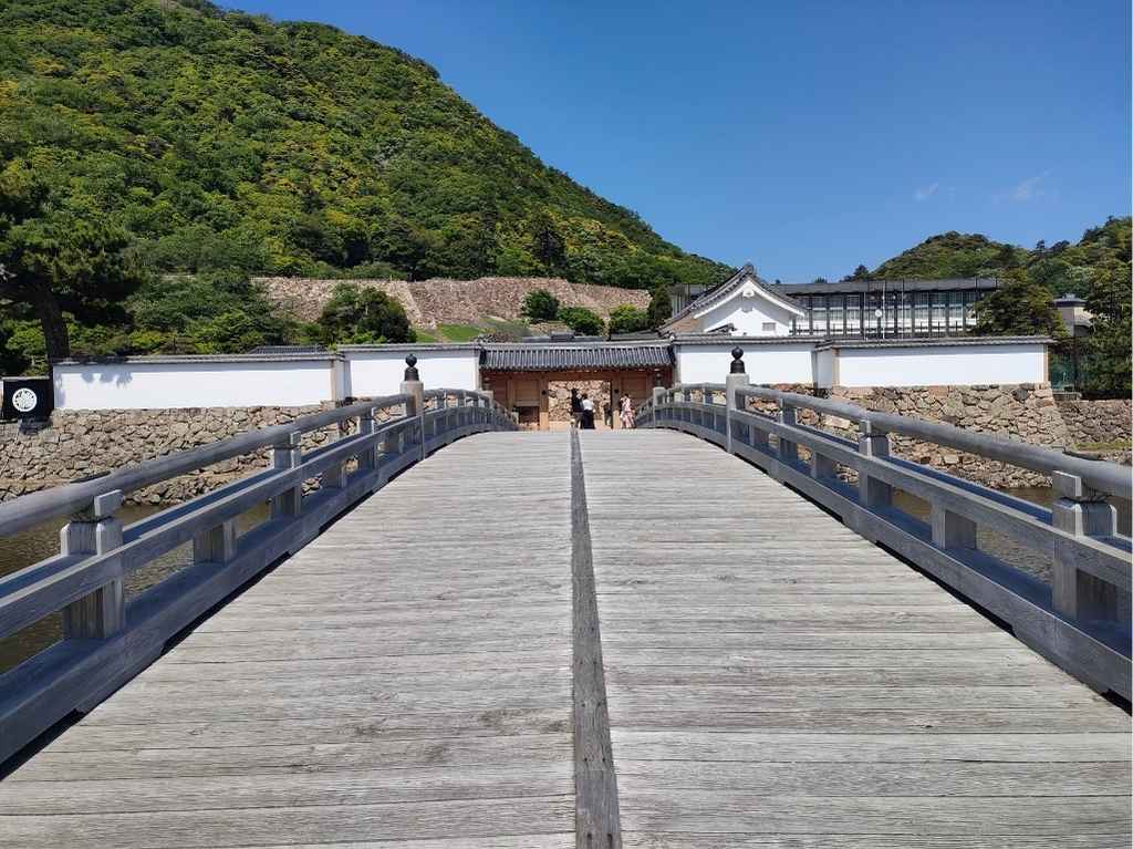 鳥取城跡の入口の風景