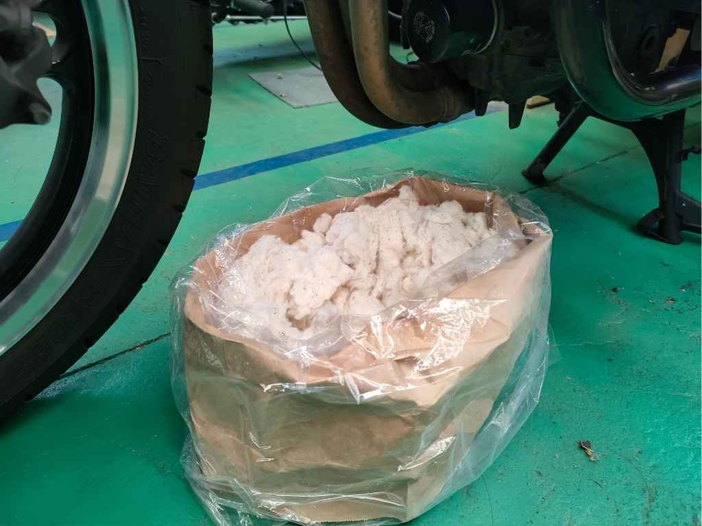 準備された廃油パック