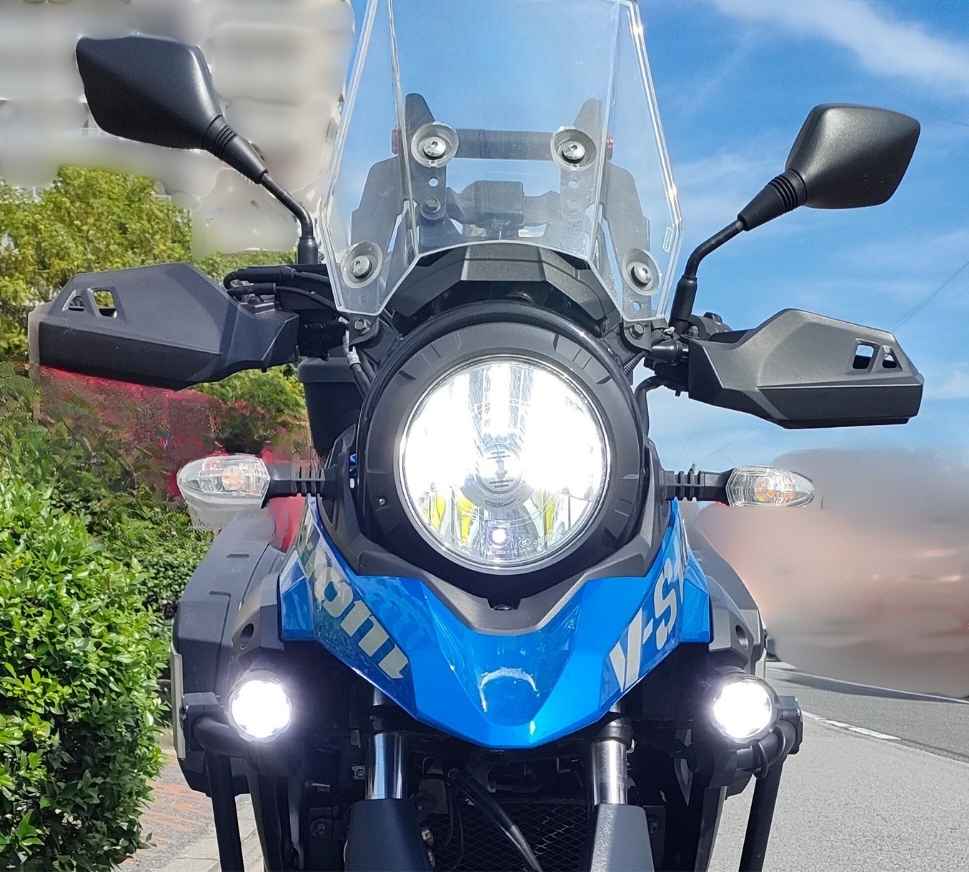 Vストローム250フォグランプ